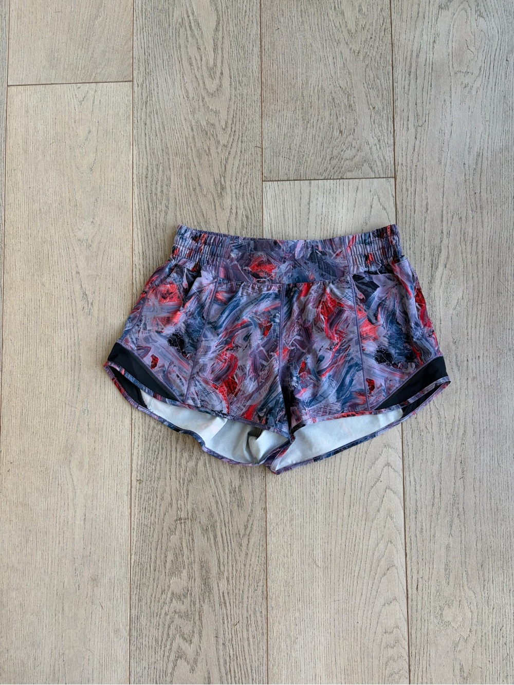 Lululemon hotty hot shorts